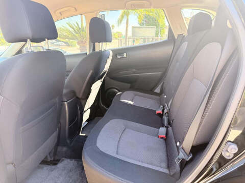 2013 Nissan Rogue SV