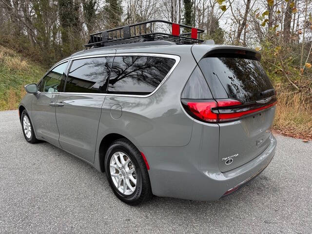 2022 Chrysler Pacifica Touring L