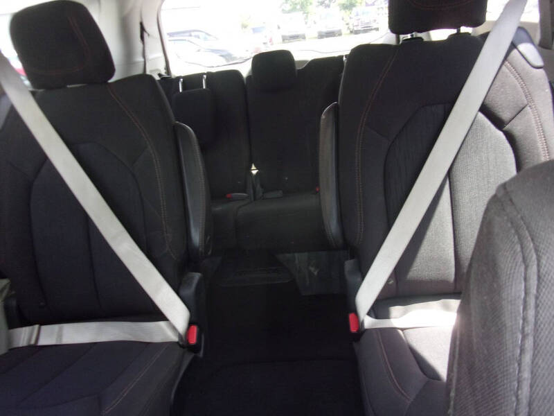 2017 Chrysler Pacifica Touring