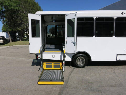 2024 Ford E-450