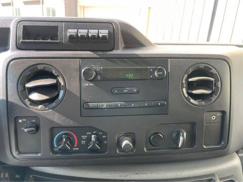 2012 Ford E-Series E-350 SD