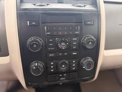 2010 Ford Escape XLS