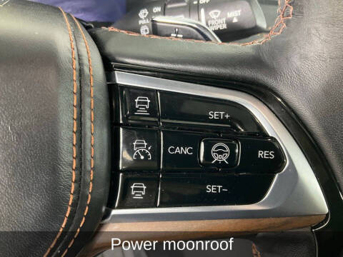 2023 Jeep Grand Cherokee Summit