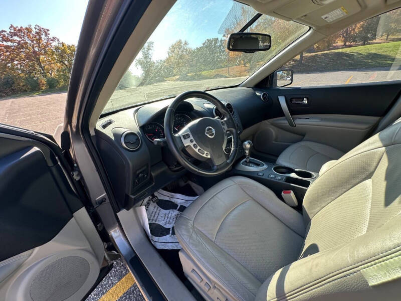 2012 Nissan Rogue SV w/SL Package