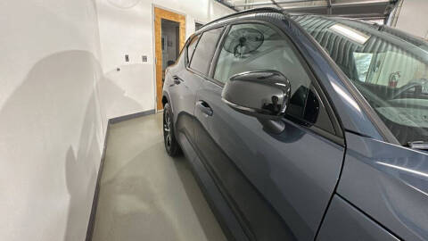 2026 Volvo XC40 B5 Core