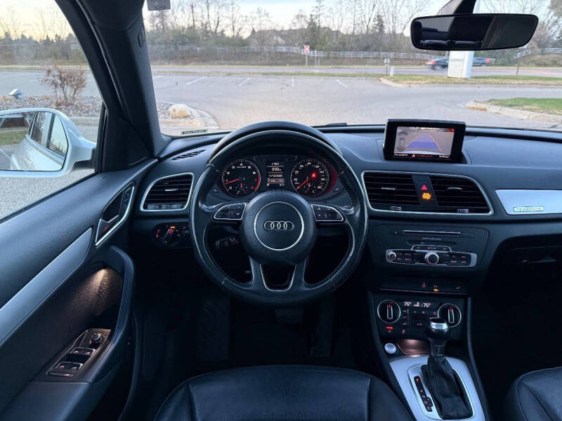 2017 Audi Q3 2.0T quattro Premium