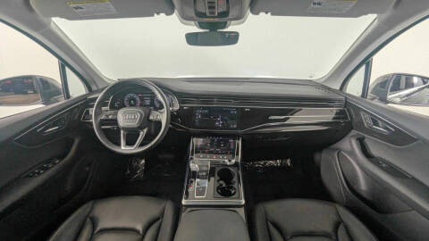 2022 Audi Q7 quattro Premium 55 TFSI