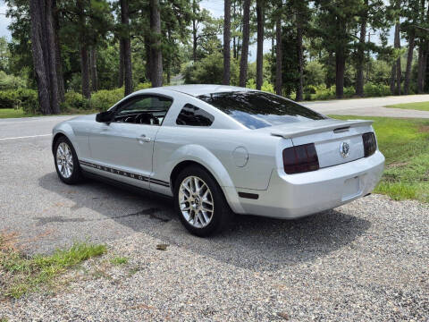 2007 Ford Mustang V6 Deluxe