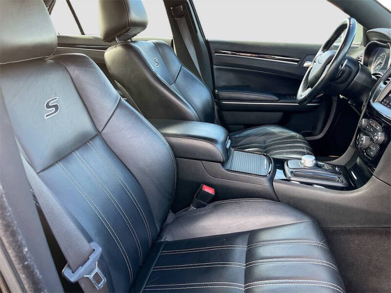 2021 Chrysler 300 S V6