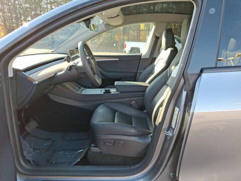 2024 Tesla Model Y Long Range