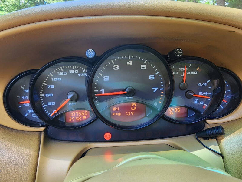 2001 Porsche 911 Carrera