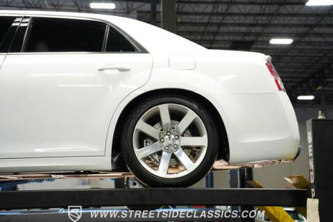 2012 Chrysler 300 SRT8