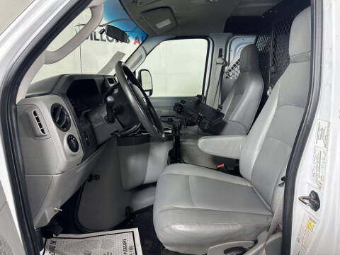 2014 Ford E-Series E-150