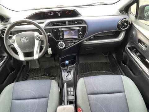 2016 Toyota Prius c Two