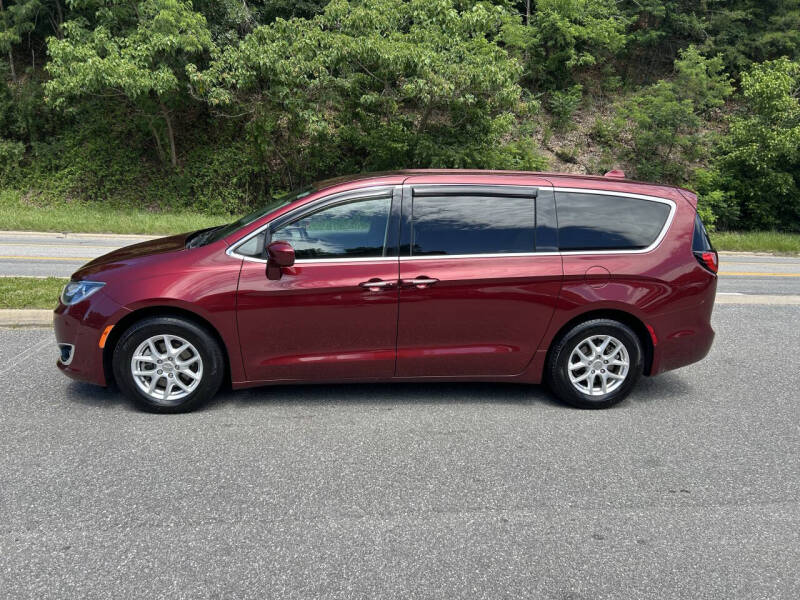 2020 Chrysler Pacifica Touring