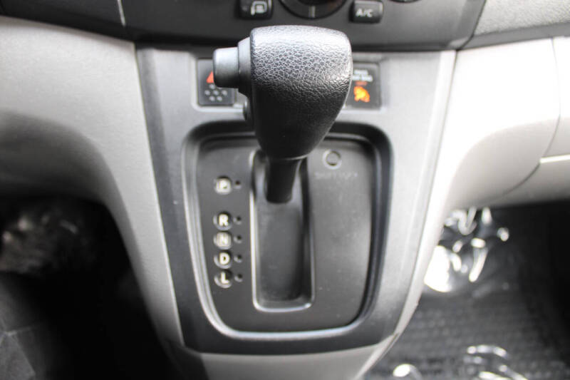 2017 Nissan NV200