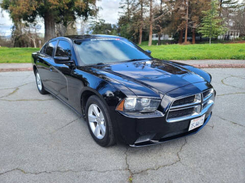 2014 Dodge Charger for sale at ROBLES MOTORS in San Jose CA