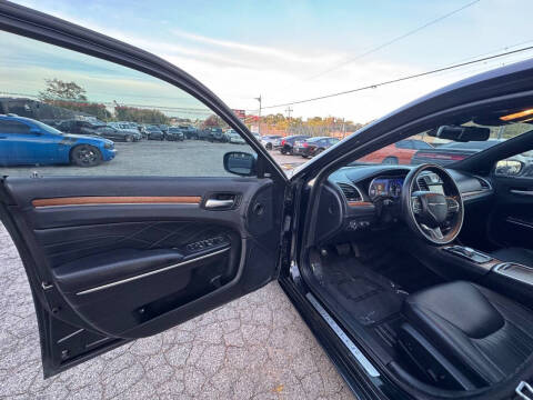 2015 Chrysler 300 C Platinum