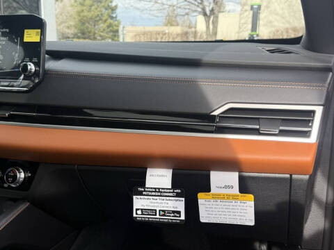 2025 Mitsubishi Outlander PHEV