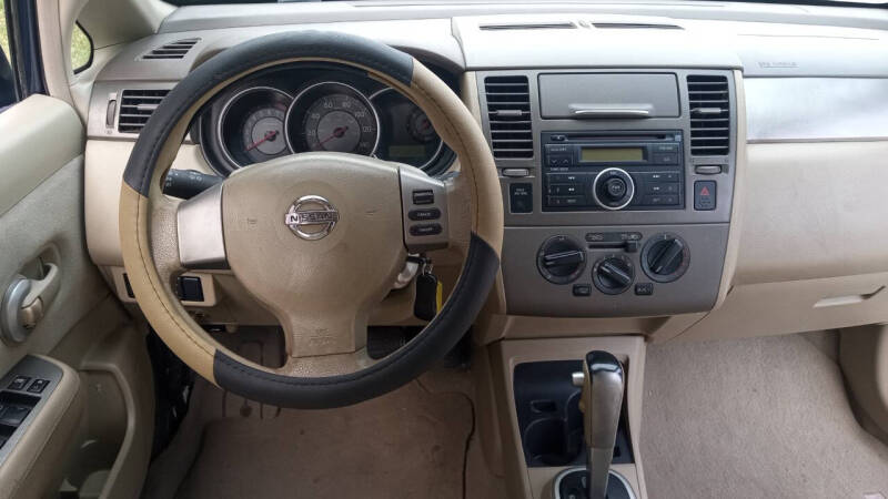2008 Nissan Versa 1.8 S