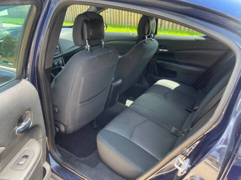 2013 Dodge Avenger SE