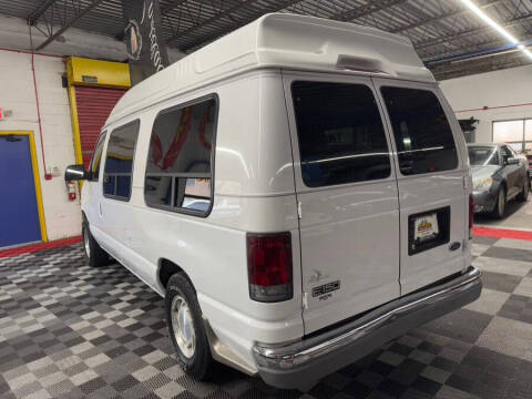 2002 Ford E-Series E-150