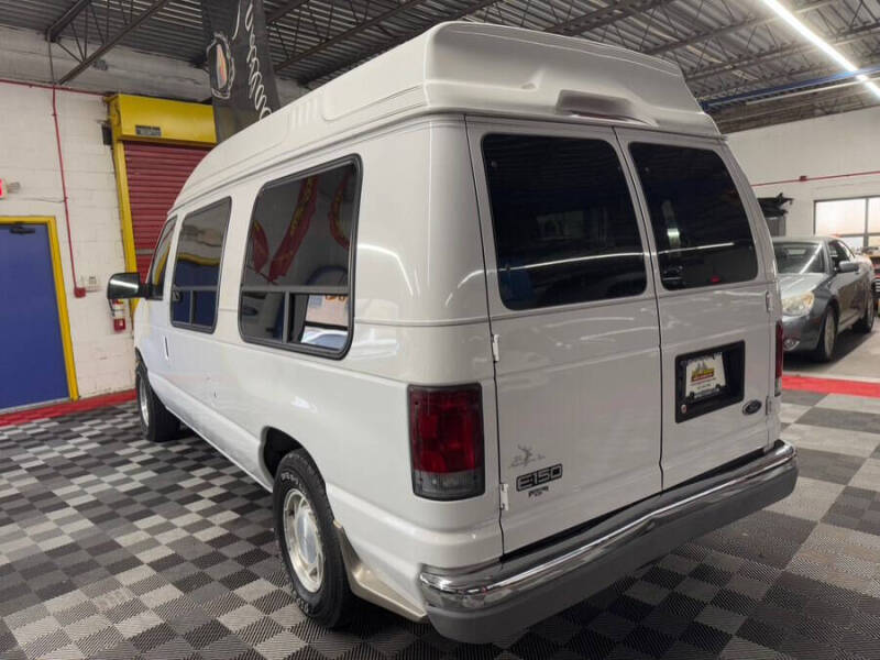 2002 Ford E-Series E-150