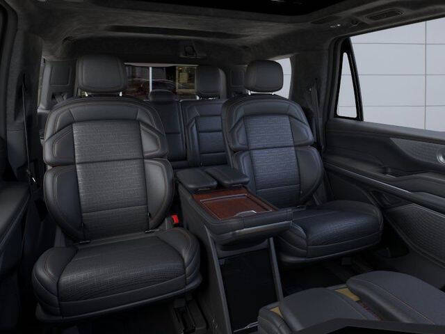 2025 Lincoln Navigator Black Label