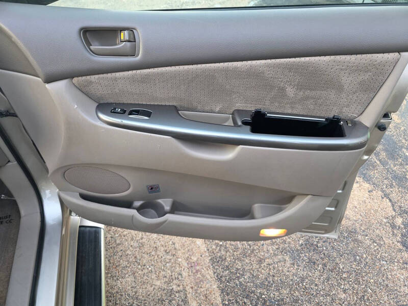 2009 Toyota Sienna CE 7-Passenger