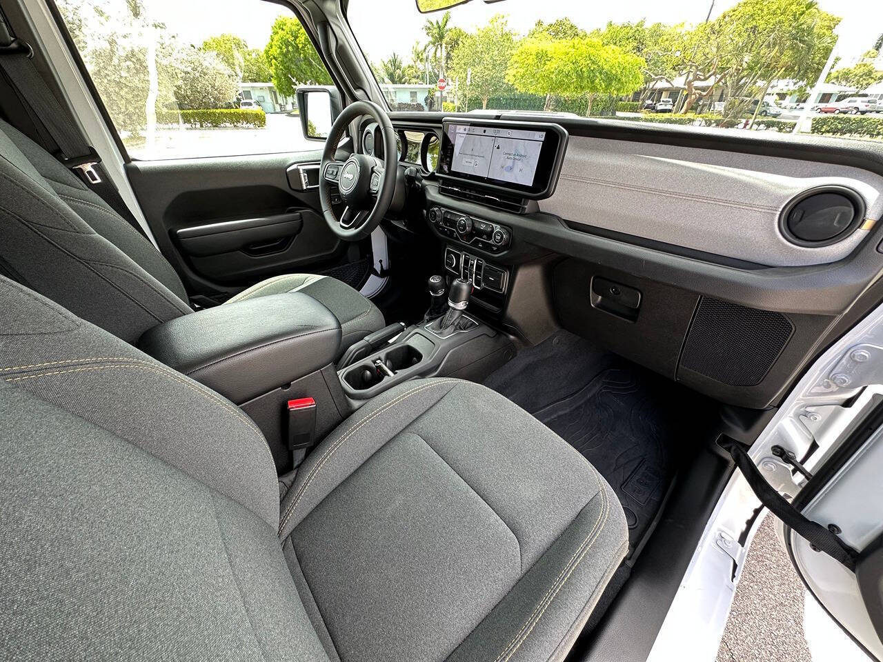 2024 Jeep Wrangler 46