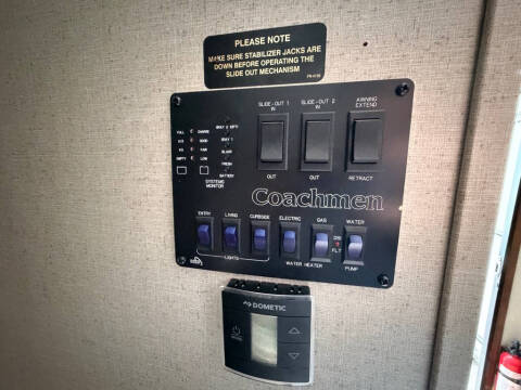 2017 Coachmen RV Freedom Express