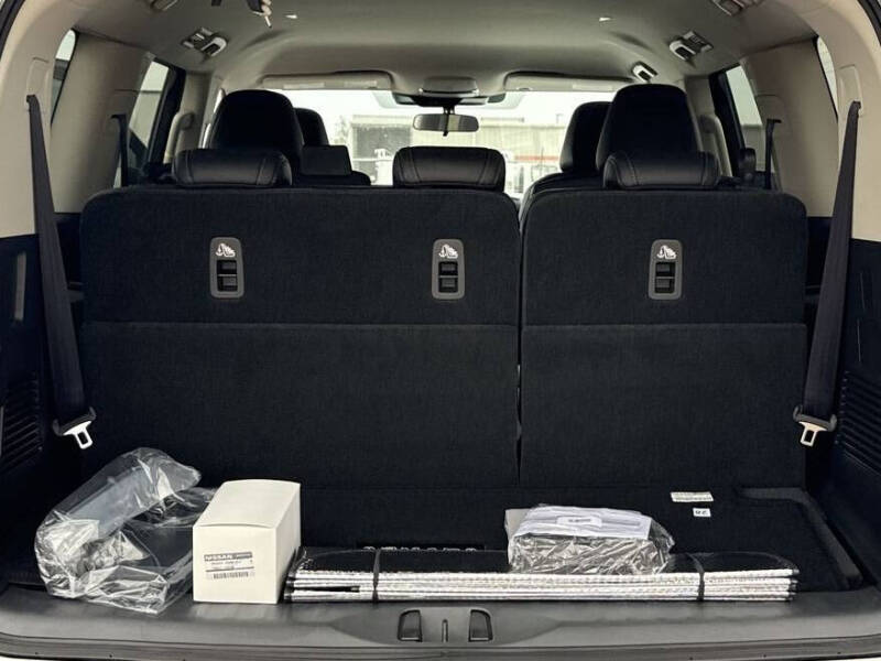 2026 Nissan Armada SV