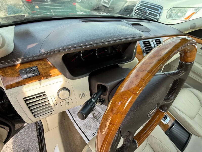 2010 Cadillac DTS Platinum Collection