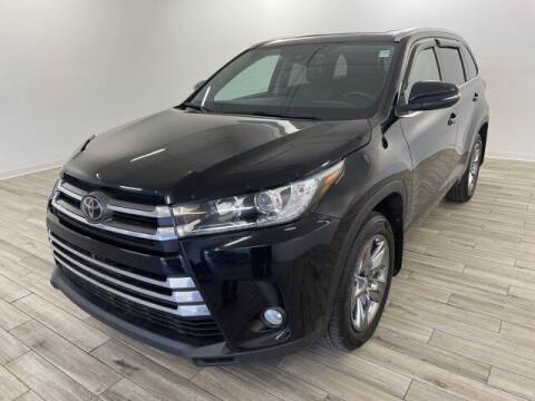 2018 Toyota Highlander for sale at TRAVERS GMT AUTO SALES - Traver GMT Auto Sales West in O Fallon MO
