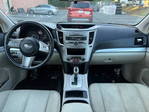 2011 Subaru Outback 2.5i