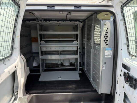 2017 Chevrolet Express 2500
