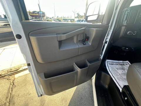 2018 Chevrolet Express 2500