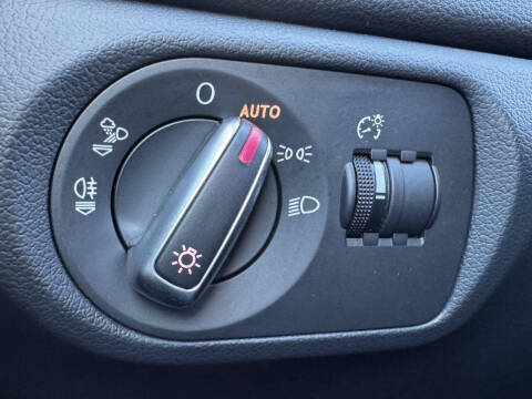 2016 Audi Q3 2.0T quattro Premium Plus