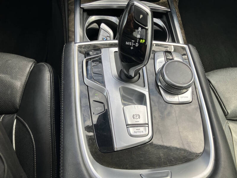 2016 BMW 7 Series 750i xDrive