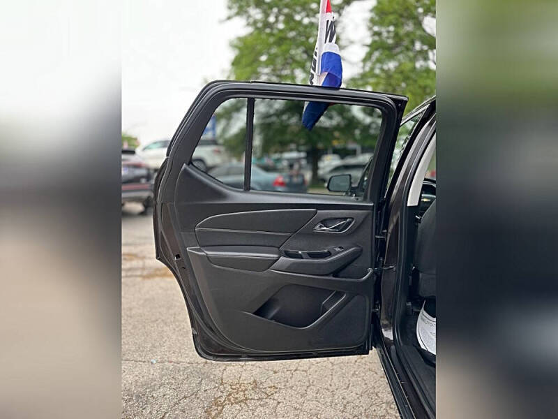 2018 Chevrolet Traverse LT Cloth