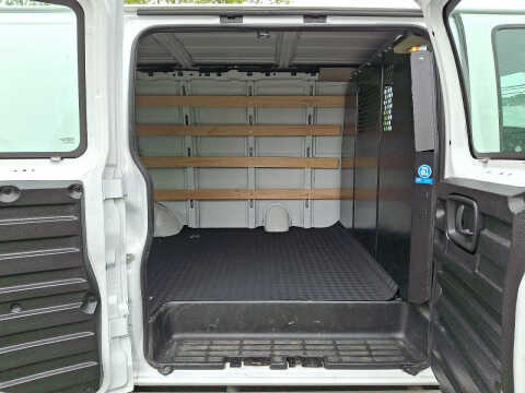 2024 Chevrolet Express 2500