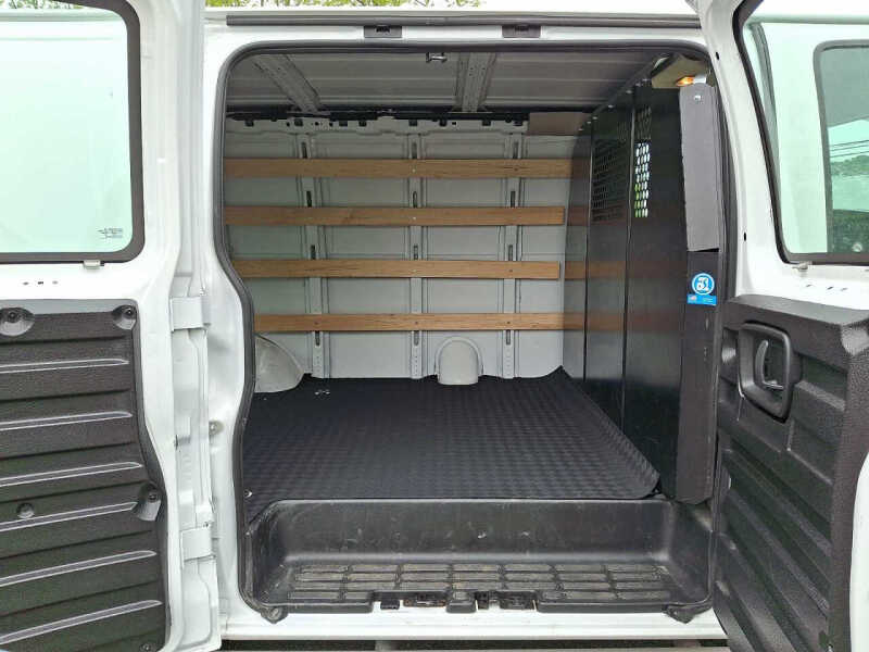 2024 Chevrolet Express 2500