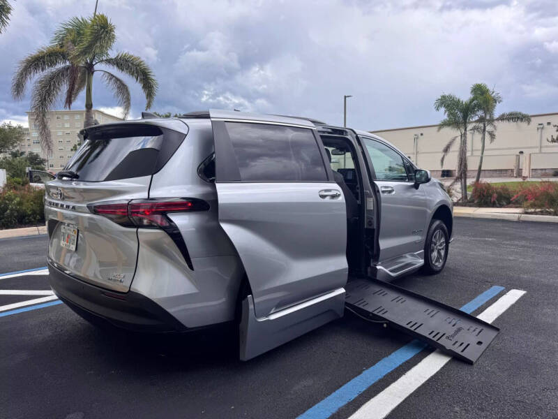 2021 Toyota Sienna