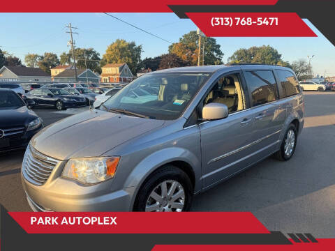 2014 Chrysler Town and Country Touring