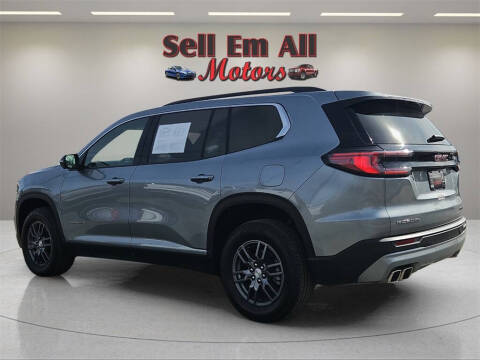 2025 GMC Acadia Elevation