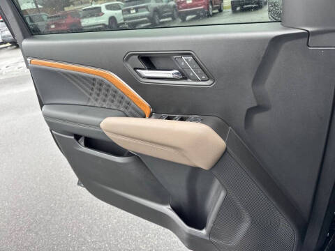 2025 GMC Canyon Denali