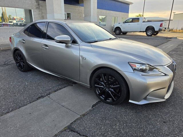 2016 Lexus IS 200t