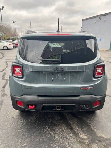 2017 Jeep Renegade Trailhawk