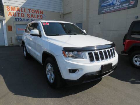 2014 Jeep Grand Cherokee for sale at Small Town Auto Sales in Hazleton PA