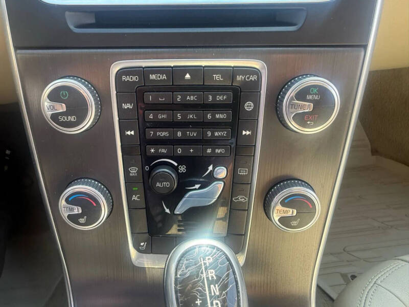 2015 Volvo V60 T5 Premier